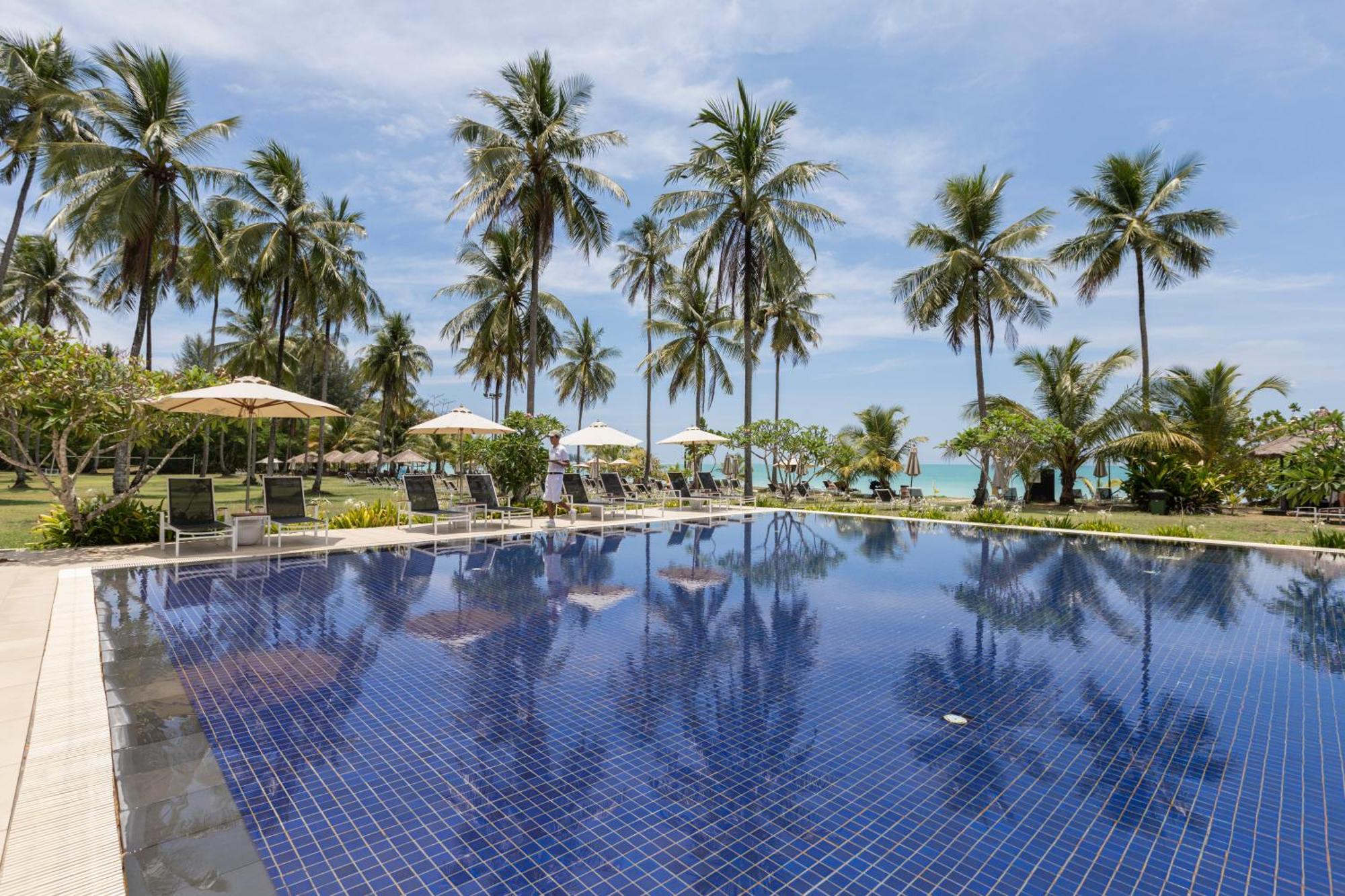 Kantary Beach Hotel Villas & Suites Khao Lak Exterior foto