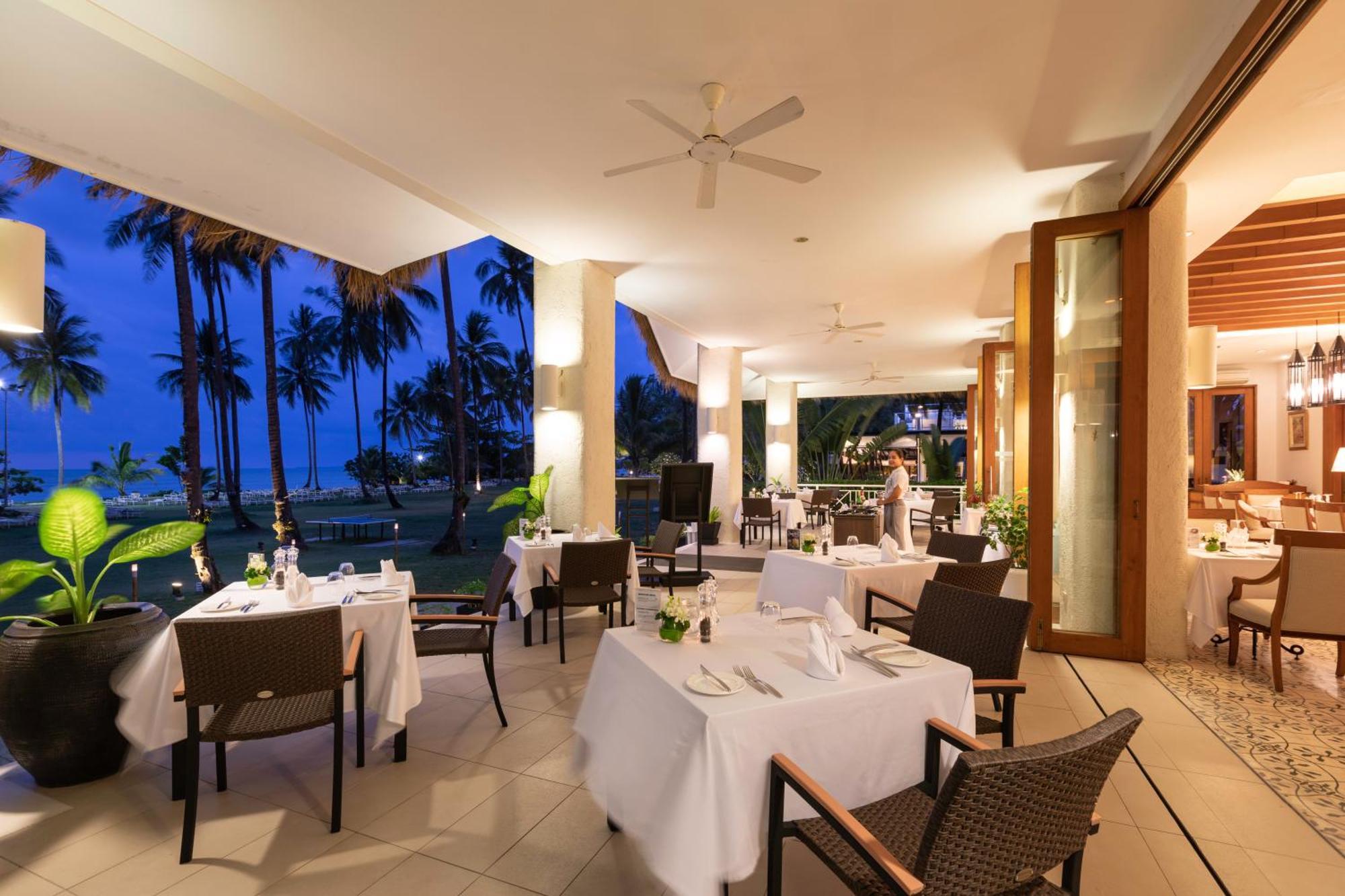 Kantary Beach Hotel Villas & Suites Khao Lak Exterior foto