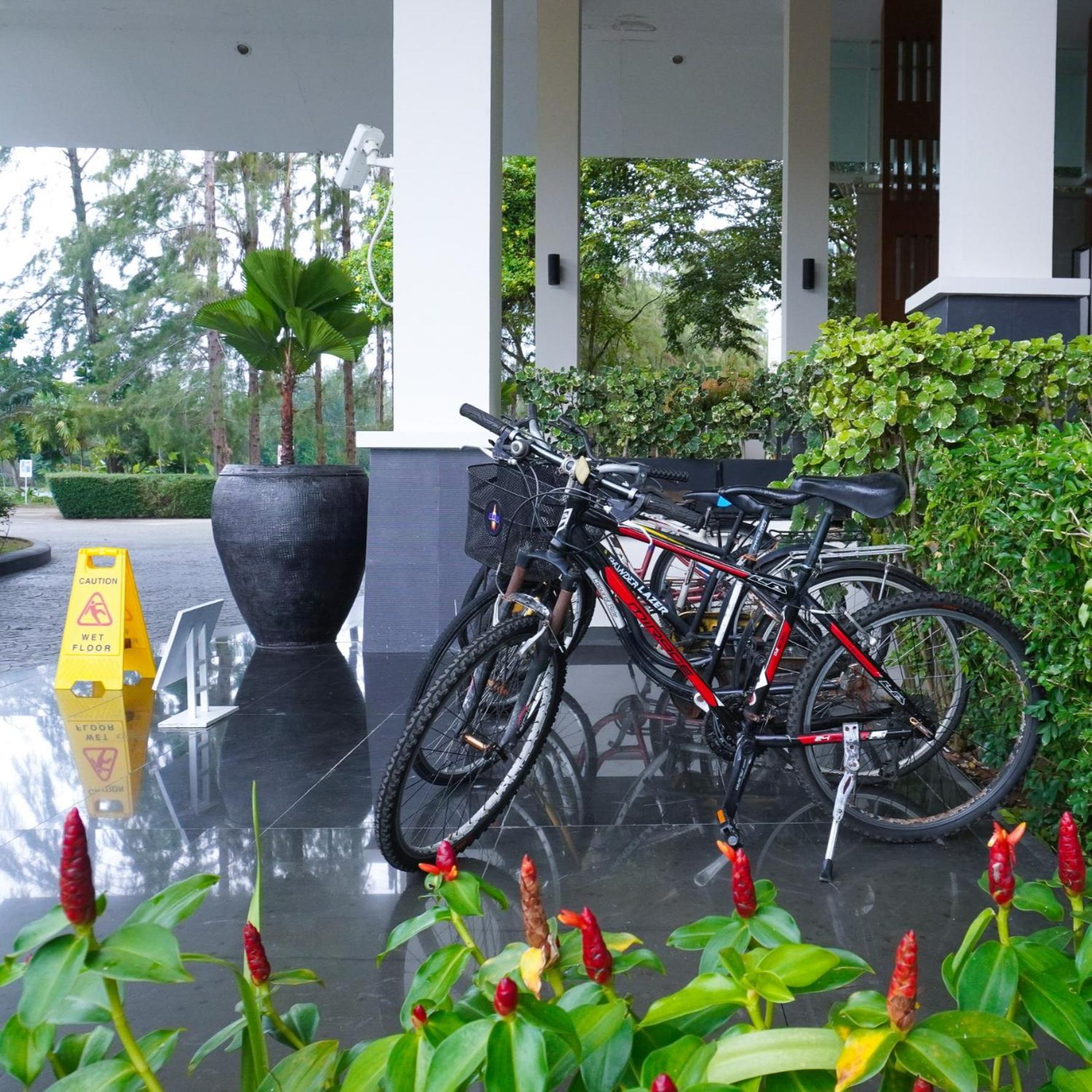Kantary Beach Hotel Villas & Suites Khao Lak Exterior foto
